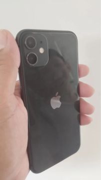IPHONE 11 ( 64 gigas 