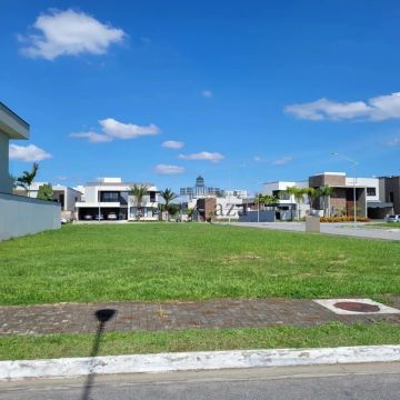 Oportunidade - Terreno - Residencial Jardim do Golfe - Urbanova - 551,66m².