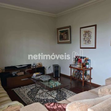 Casa residencial para alugar no bairro Santa Lúcia com 265 m² e 4 dormitórios.