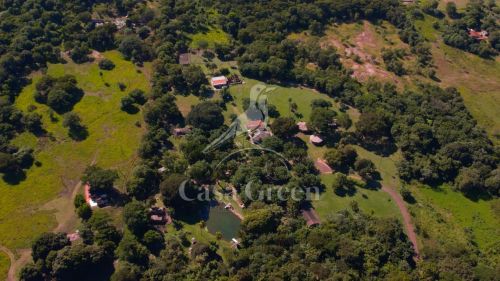 Balneário em Corumbá com 27 Hectares, Água Cristalina e Estrutura Completa