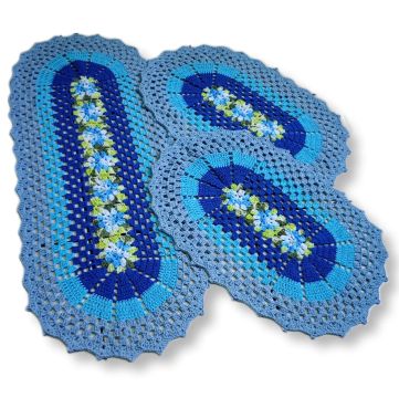 Tapete Oval Crochê Azul 