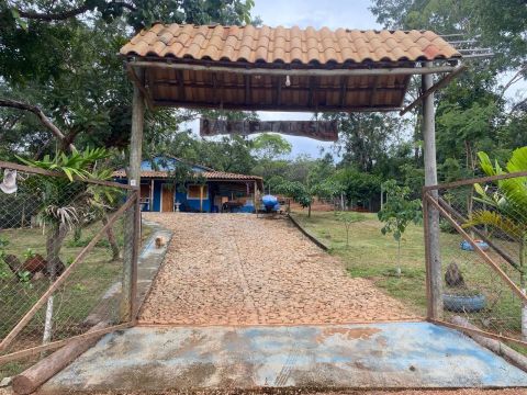 Casa de campo a venda no condomínio Balneário Quintas  do Lago