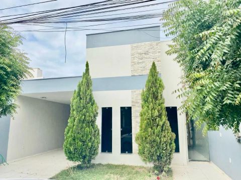 Casa para Alugar com Piscina  Condomínio Villa Verde, Juazeiro
