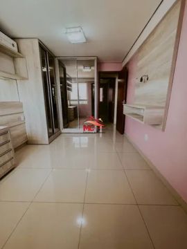 Vendo um lindo apartamento no Bairro dos Três Poderes