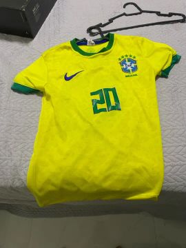 Camiseta brasil vini jr 20 tamanho 10