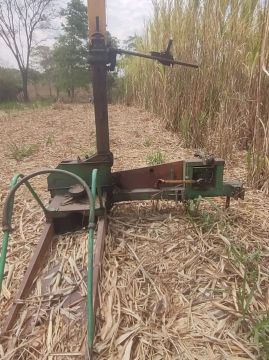 Máquina Agrícola Usada - Ótimo Estado