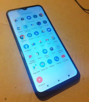 Celular Motorola One Fusion 64GB com carregador e capa - Troca em Guitarra ou Teclado  
