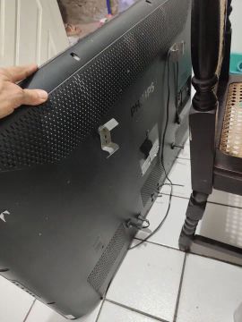 Baixei de 400 por 250. Só com um pequeno probleminha no botão de ligar e desligar..porém o
