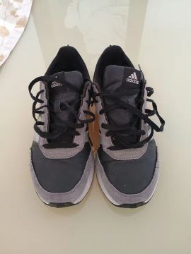 Tênis Adidas original 