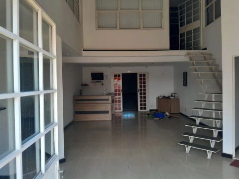 Prédio a venda na Av. São Jorge