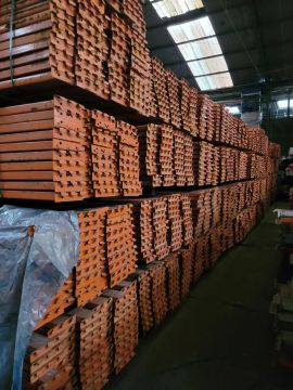 Vende-se porta pallets usados 