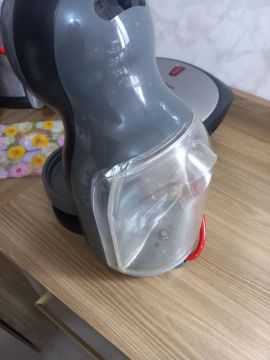 Cafeteira Dolce Gusto. 