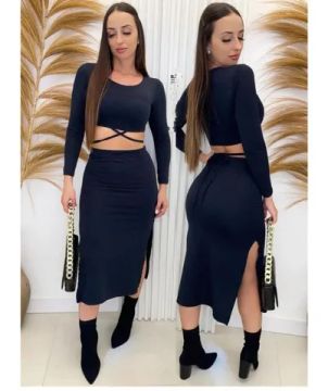 Conjunto Canelado encorpado saia e cropped manga longa 