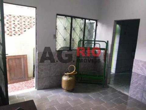 Apartamento - Padrão / Residencial / Magalhães Bastos