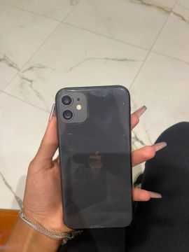 iPhone 11 Preto 64g