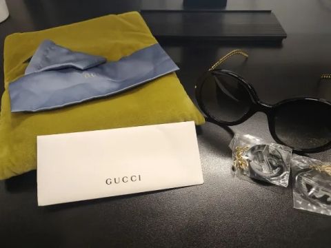 Gucci extra round sunglasses gg0726s
