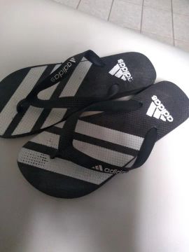 Chinelo Adidas 
