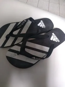 Chinelo Adidas