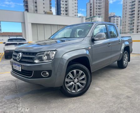 AMAROK HIGHLINE - A MAIS BONITA E CONSERVADA ANUNCIADA