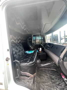 Caminhão VW 24-280