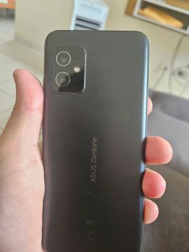 ZENFONE 8 - excelente condição.