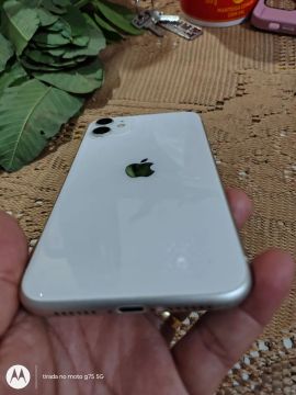 iPhone 11 64GB