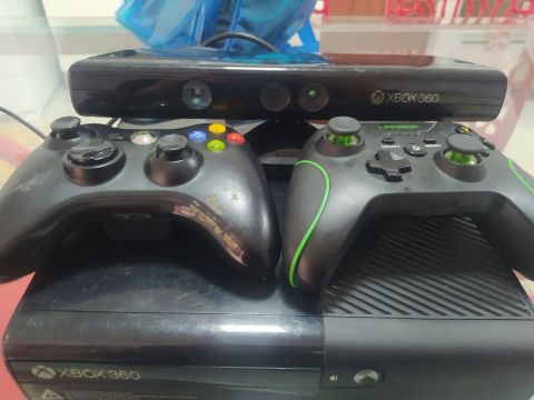 Xbox 360 super slim usado