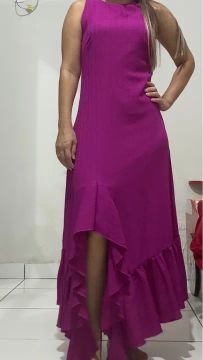 Vestido longo fucsia com babados