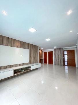 Apartamento para venda no Edf. Varandas, Ponta do Farol - São Luís - MA
