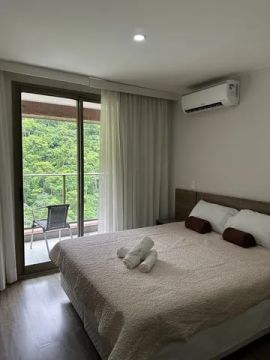 Incrível suíte na Barra da Tijuca sem depósito e sem fiador