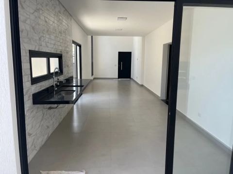  Linda Casa térrea condomínio fogaça 