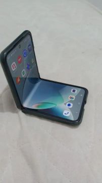 Vendo Motorola Razr Dobrável ou troco por iPhone 