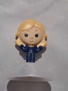 Boneco da Capitã Marvel - Disney 100 Anos