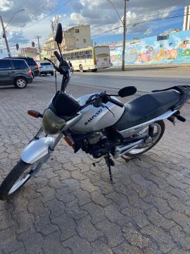 Moto Kasinski 150cc - Prata