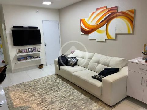 Vende-se casa Condomínio Rio Manso, 2 quartos sendo 1 suíte, reformada. R$ 750.000,00. cod