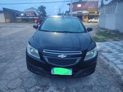 Onix LT 2013