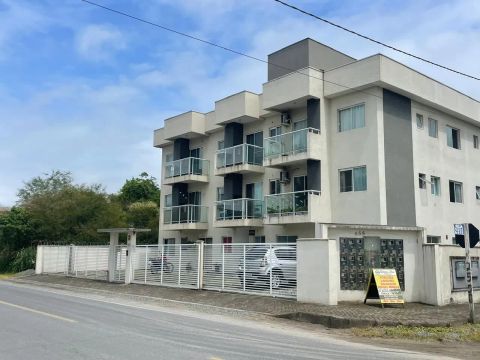 Apartamento para venda a 250 metros da praia no Balneário Brandalize - Itapoá - SC
