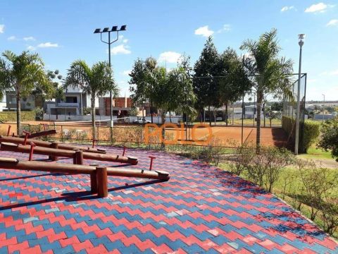 Terreno à venda no condomínio Varanda Sul em Uberlândia