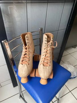 Patins em Couro Rosa Pouco Usaso n?36 