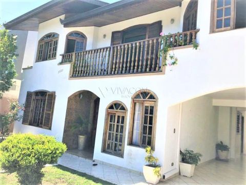 SOBRADO com 4 dormitórios à venda por R$ 1.498.000,00 no bairro Guaíra - CURITIBA / PR