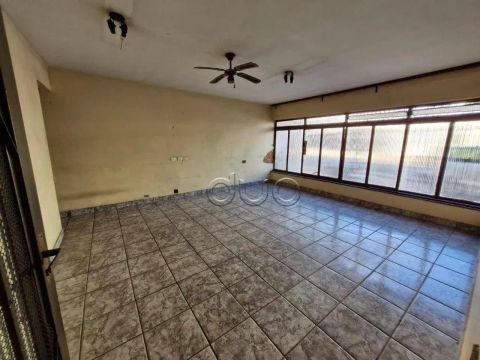 Casa a venda região central com 3 dormitórios à venda, 260 m² por R$ 400.000 - Centro - Pi
