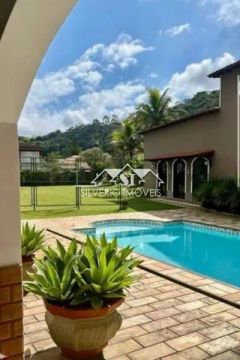Casa- Miguel Pereira, Vila Suissa
