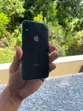 iPhone XR 128GB