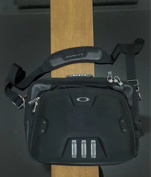 Oakley computer bag 2.0
