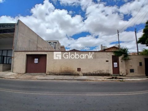 Casa em Todos os Santos