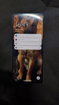 Moto G 200 