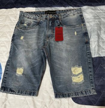 Bermudas josh