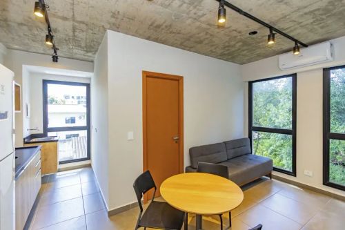 Apartamento com 2 quartos para alugar por R$ 3100.00, 42.12 m2 - SAO FRANCISCO - CURITIBA/