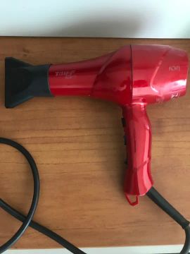 Secador de cabelo 127v