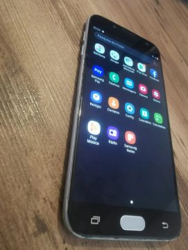 smartphone Samsung Galaxy J7 Pro 